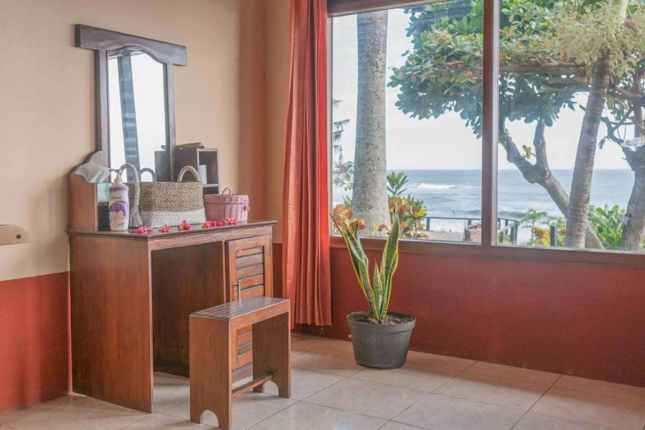 Soka Indah Restaurant & Bungalows Selemadeg  Экстерьер фото