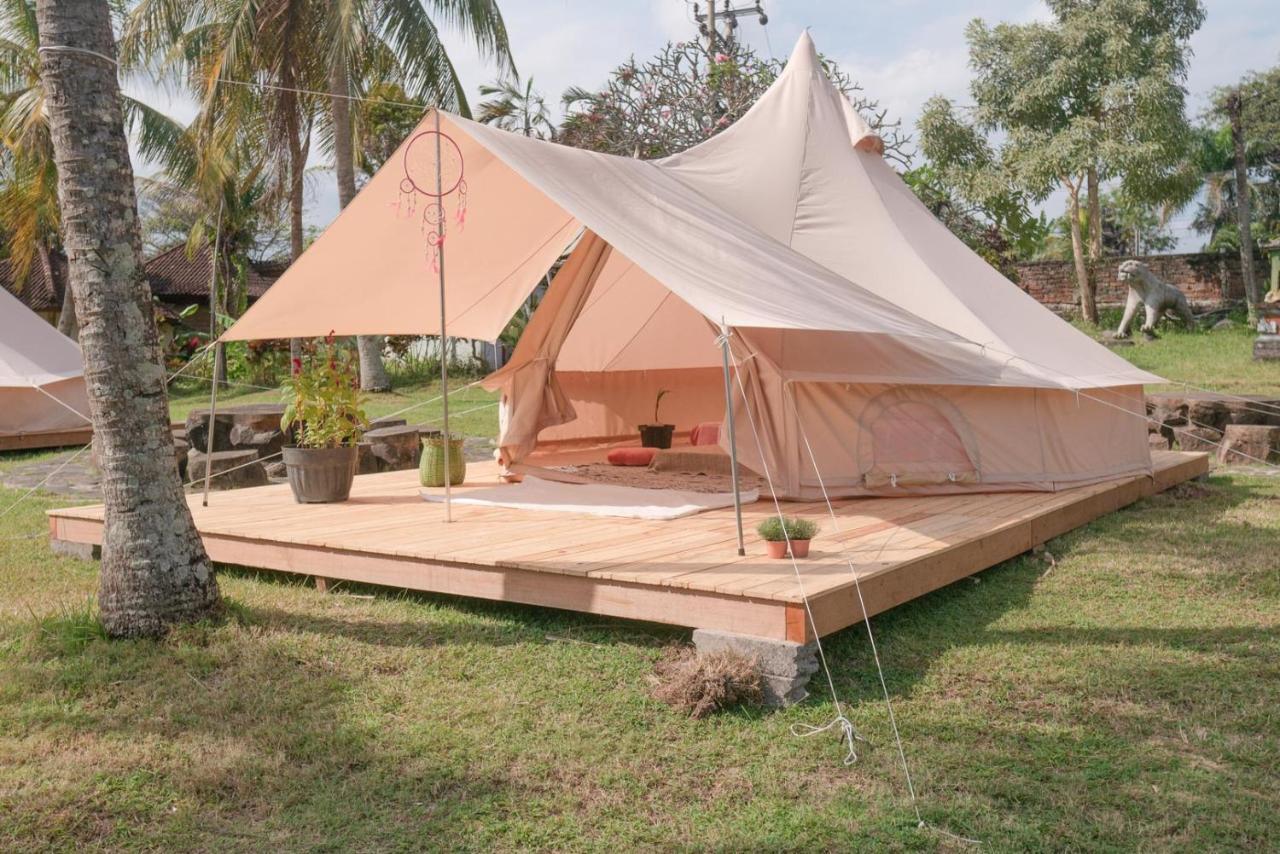 Soka Indah Restaurant & Bungalows Selemadeg  Экстерьер фото