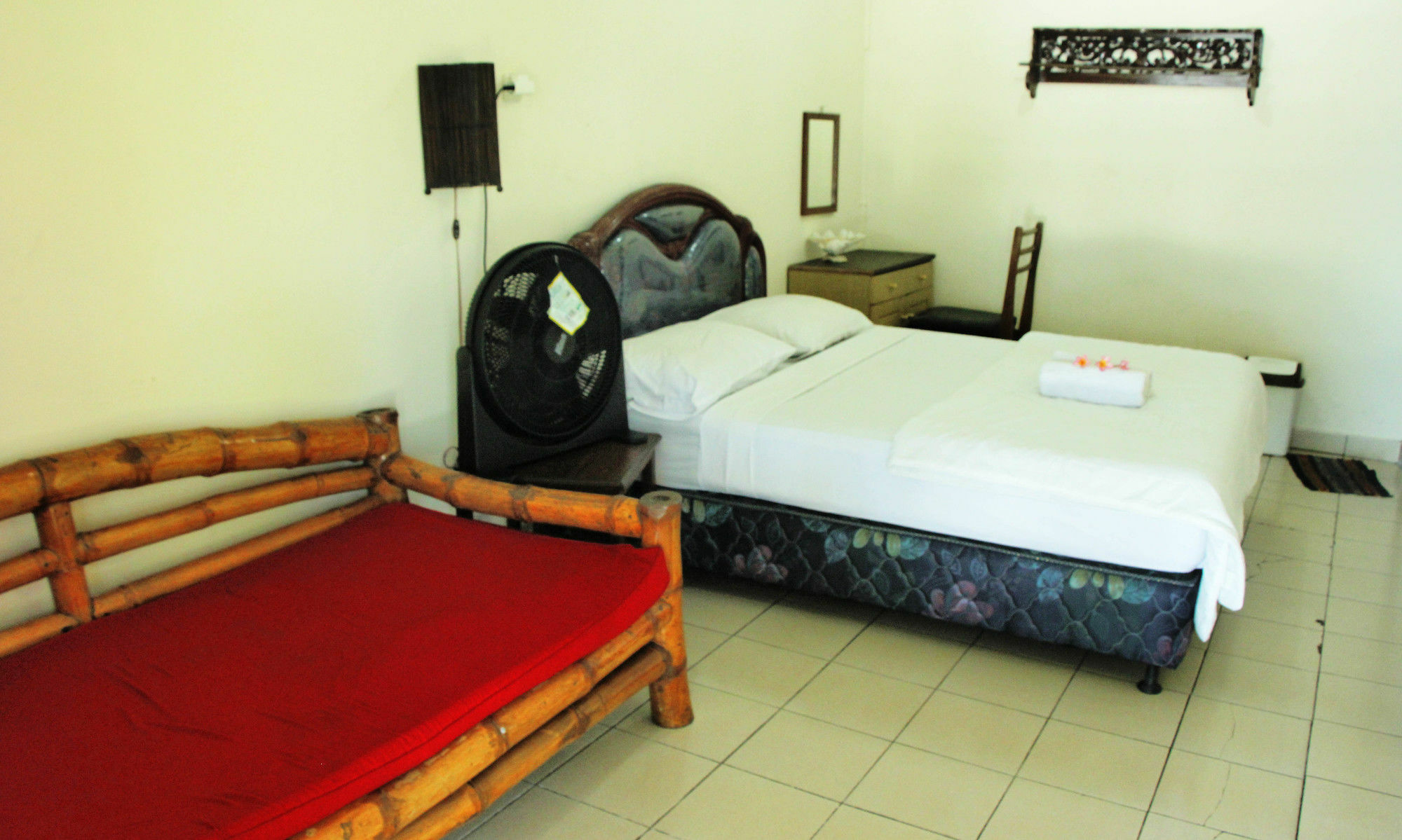 Soka Indah Restaurant & Bungalows Selemadeg  Экстерьер фото