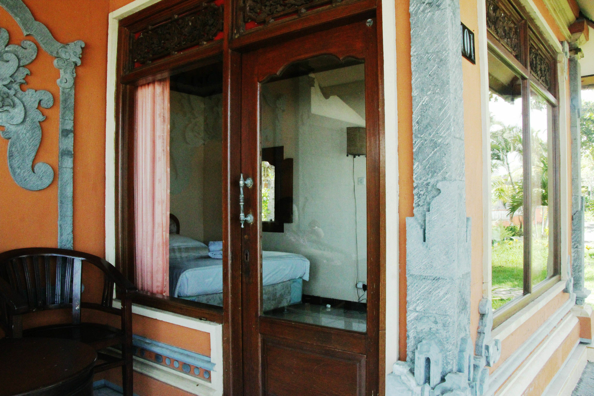 Soka Indah Restaurant & Bungalows Selemadeg  Экстерьер фото