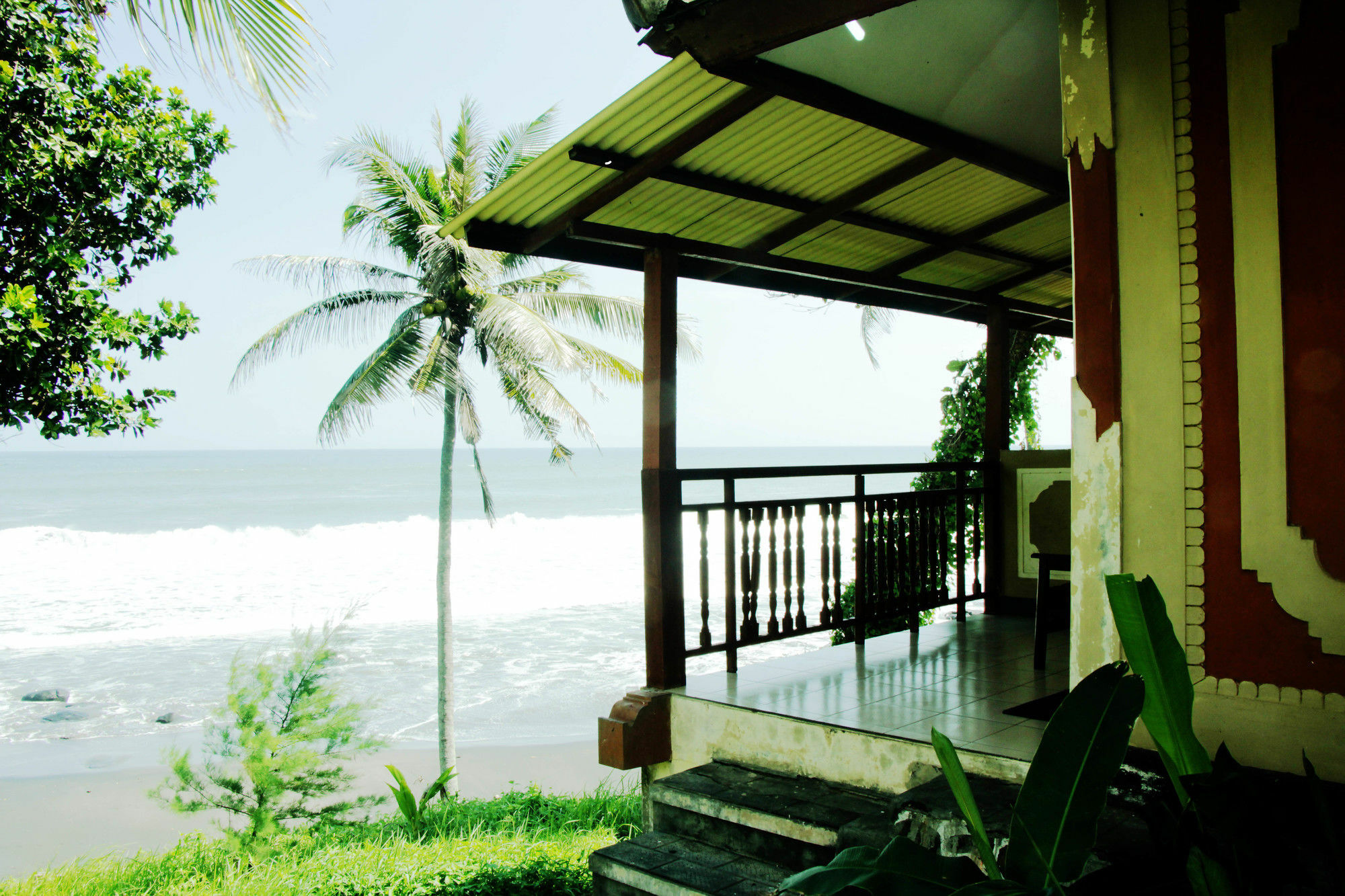 Soka Indah Restaurant & Bungalows Selemadeg  Экстерьер фото